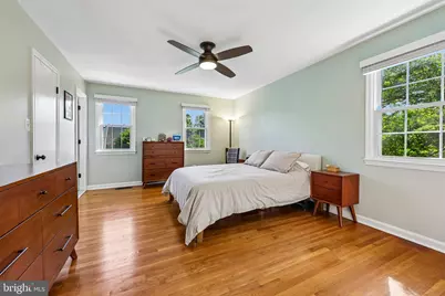 7438 Hallcrest Drive, McLean, VA 22102 - Photo 16