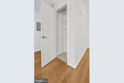 3175 Summit Square Drive #5-E12, Oakton, VA 22124 - Photo 22