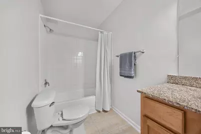 3175 Summit Square Drive #5-E12, Oakton, VA 22124 - Photo 16