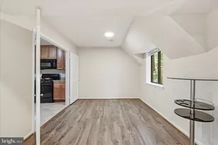 1637 Parkcrest Cir, Reston, VA 20190 - Photo 22