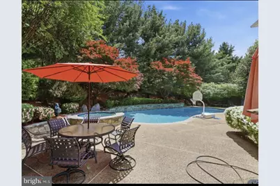 11514 Seneca Woods Court, Great Falls, VA 22066 - Photo 8