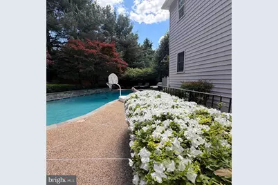 11514 Seneca Woods Court, Great Falls, VA 22066 - Photo 10
