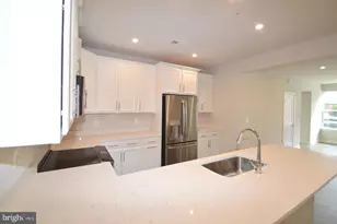 13518 Sayward Blvd, Herndon, VA 20171 - Photo 10