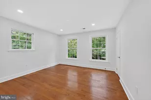 11523 Vale Rd, Oakton, VA 22124 - Photo 10