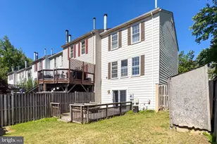7403 Houndsbury Ct, Alexandria, VA 22315 - Photo 28
