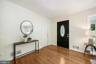6211 Colmac Dr, Falls Church, VA 22044 - Photo 16