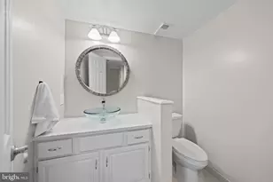 5501 Seminary Rd, Falls Church, VA 22041 - Photo 18