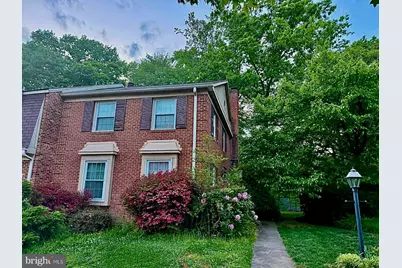8002 Bethelen Woods Lane, Springfield, VA 22153 - Photo 2