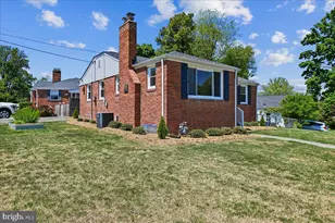 2811 School St, Alexandria, VA 22303 - Photo 32