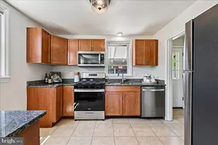 2811 School St, Alexandria, VA 22303 - Photo 10