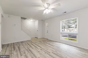 1183 Autumnhaze Ct, Herndon, VA 20170 - Photo 4