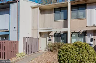 12174 Sanibel Ct, Reston, VA 20191 - Photo 2