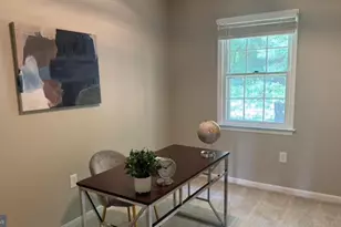 7422 Chummley Ct, Falls Church, VA 22043 - Photo 12