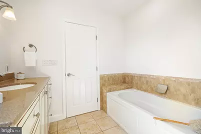 6036 Armstrong Court, Alexandria, VA 22315 - Photo 18