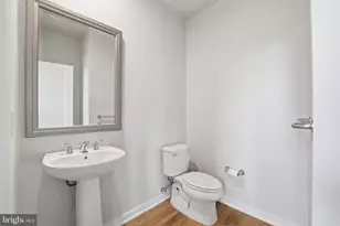 14421 Beckett Glen Cir, Chantilly, VA 20151 - Photo 12