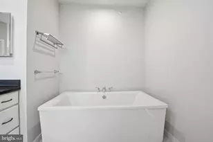14421 Beckett Glen Cir, Chantilly, VA 20151 - Photo 24