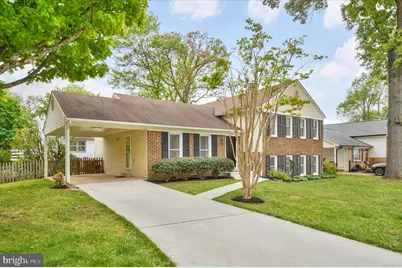 12029 Cheviot Drive, Herndon, VA 20170 - Photo 2