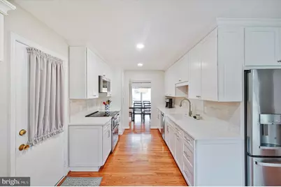12029 Cheviot Drive, Herndon, VA 20170 - Photo 14