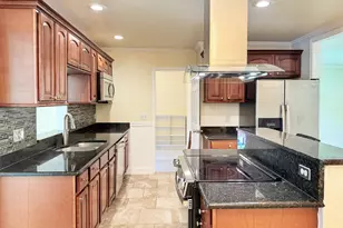 100 James Dr SW, Vienna, VA 22180 - Photo 6
