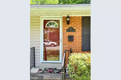 100 James Drive SW, Vienna, VA 22180 - Photo 2
