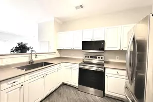 3009 Nicosh Cir, Falls Church, VA 22042 - Photo 6