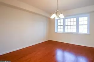13145 Melville Ln, Fairfax, VA 22033 - Photo 4