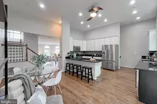 4228 Trumbo Ct, Fairfax, VA 22033 - Photo 10