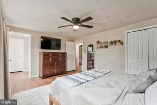 1603 Hiddenbrook Dr, Herndon, VA 20170 - Photo 28