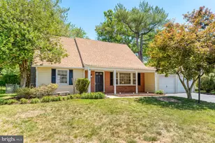 4407 Manor Hall Ln, Fairfax, VA 22033 - Photo 4