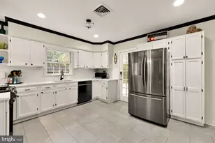 4112 Downing St, Annandale, VA 22003 - Photo 10