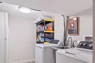 5834 Edgehill Dr, Alexandria, VA 22303 - Photo 36