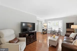 4096 Championship Ct, Annandale, VA 22003 - Photo 4