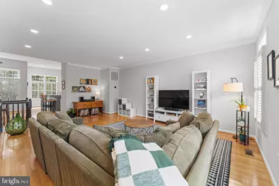7366 Stream Bluff Way, Springfield, VA 22153 - Photo 6