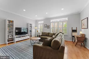 7366 Stream Bluff Way, Springfield, VA 22153 - Photo 8