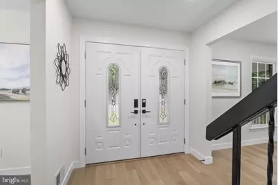 5219 Holden Street, Fairfax, VA 22032 - Photo 6