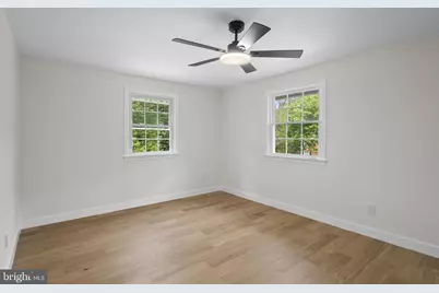 5219 Holden Street, Fairfax, VA 22032 - Photo 26