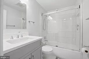 2961 Ellenwood Dr, Fairfax, VA 22031 - Photo 14