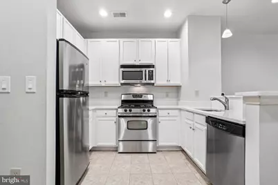 2665 Prosperity Avenue #116, Fairfax, VA 22031 - Photo 4