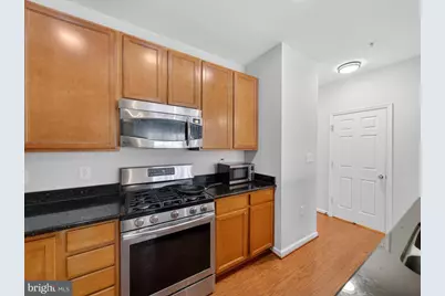 6055 Wicker Lane #127, Centreville, VA 20121 - Photo 14