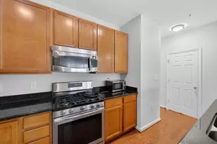 6055 Wicker Ln, Centreville, VA 20121 - Photo 14