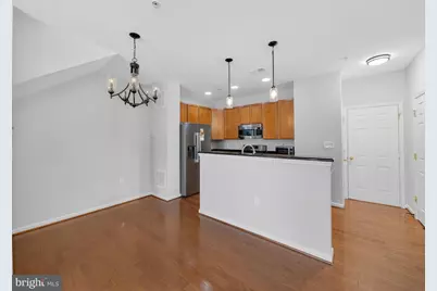 6055 Wicker Lane #127, Centreville, VA 20121 - Photo 8