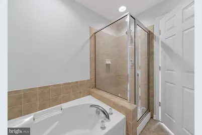 6055 Wicker Lane #127, Centreville, VA 20121 - Photo 20