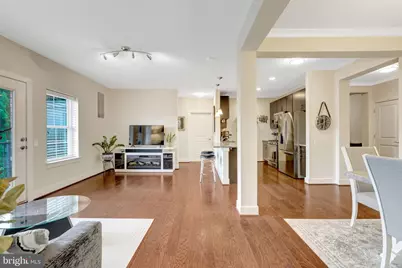 2907 Bleeker Street #3-206, Fairfax, VA 22031 - Photo 8