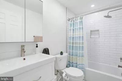 10582 Reeds Landing Circle, Burke, VA 22015 - Photo 22