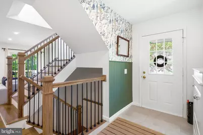 10582 Reeds Landing Circle, Burke, VA 22015 - Photo 2