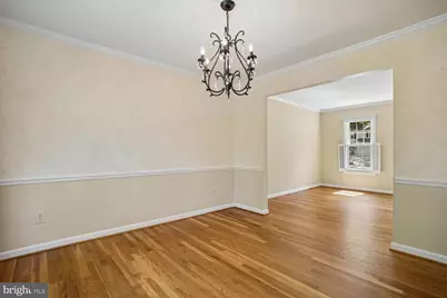 5303 Dunleigh Court, Burke, VA 22015 - Photo 8