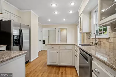 5303 Dunleigh Court, Burke, VA 22015 - Photo 12