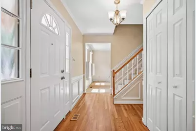 5303 Dunleigh Court, Burke, VA 22015 - Photo 2