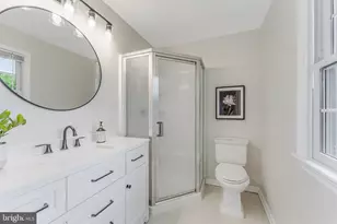 3195 Stonehurst Dr, Fairfax, VA 22031 - Photo 26