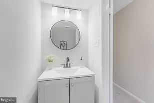 3195 Stonehurst Dr, Fairfax, VA 22031 - Photo 38